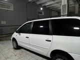 Volkswagen Sharan 1998 года за 1 800 000 тг. в Атырау – фото 5