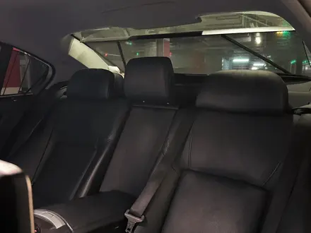 BMW 750 2013 года за 14 500 000 тг. в Алматы – фото 21