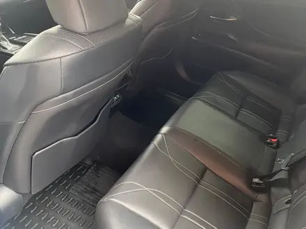 Lexus ES 250 2019 года за 22 500 000 тг. в Атырау – фото 6
