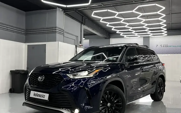 Toyota Highlander 2023 года за 36 000 000 тг. в Алматы