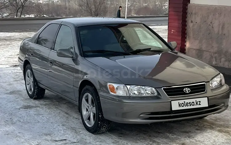 Toyota Camry 2000 годаүшін3 850 000 тг. в Алматы