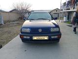 Volkswagen Vento 1993 года за 1 300 000 тг. в Шымкент – фото 2