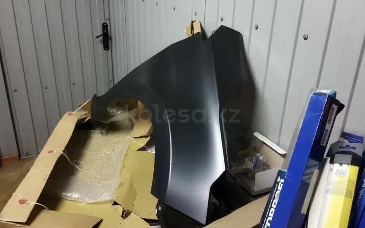 Передний крыло на Toyota Corolla 180 за 18 000 тг. в Алматы