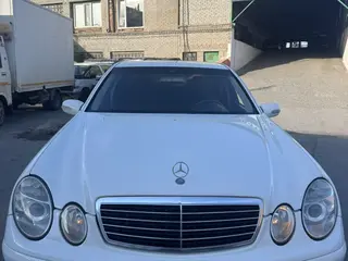 Mercedes-Benz E-Class, 2004