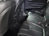 Hyundai Santa Fe 2018 годаүшін11 000 000 тг. в Семей – фото 5