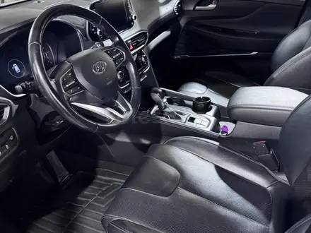 Hyundai Santa Fe 2018 года за 11 000 000 тг. в Семей – фото 6