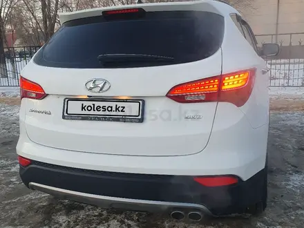 Hyundai Santa Fe 2012 года за 9 800 000 тг. в Аксай – фото 4