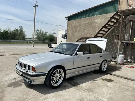 BMW 525 1994 года за 3 300 000 тг. в Шымкент – фото 8