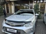 Toyota Camry 2015 годаfor11 700 000 тг. в Шымкент