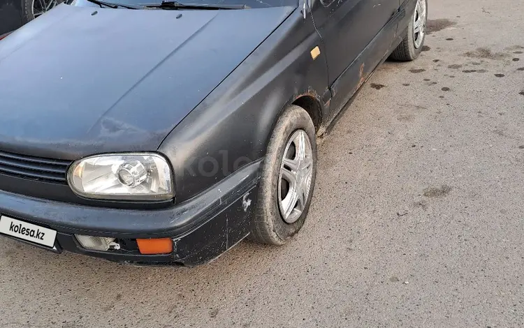 Volkswagen Golf 1993 годаfor950 000 тг. в Алматы