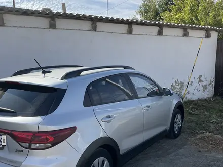 Kia Rio X-Line 2020 года за 7 700 000 тг. в Атырау – фото 2