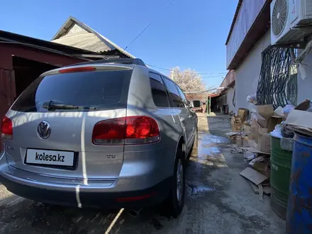 Volkswagen Touareg 2003 года за 5 700 000 тг. в Алматы – фото 4