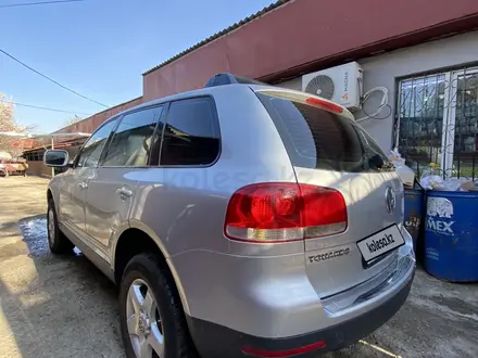Volkswagen Touareg 2003 года за 5 700 000 тг. в Алматы – фото 26