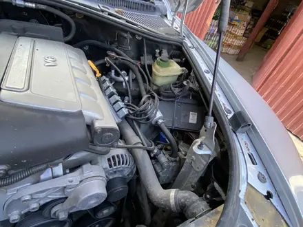 Volkswagen Touareg 2003 года за 5 700 000 тг. в Алматы – фото 43