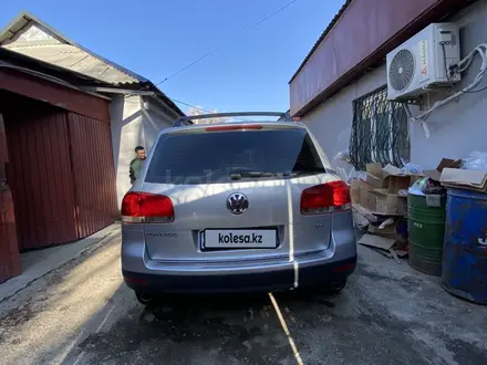 Volkswagen Touareg 2003 года за 5 700 000 тг. в Алматы – фото 6