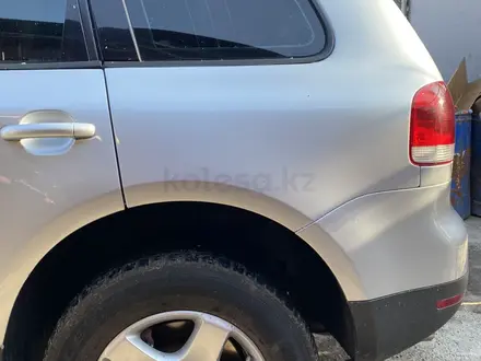 Volkswagen Touareg 2003 года за 5 700 000 тг. в Алматы – фото 8