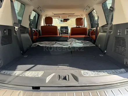 Nissan Patrol Platinum+ 2022 года за 31 790 000 тг. в Алматы – фото 31