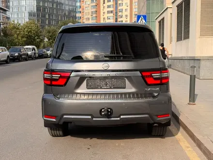 Nissan Patrol Platinum+ 2022 года за 31 790 000 тг. в Алматы – фото 22