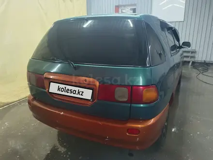 Toyota Ipsum 1997 года за 2 900 000 тг. в Астана – фото 2