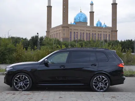 BMW X7 2022 года за 85 000 000 тг. в Усть-Каменогорск – фото 3