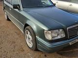 Mercedes-Benz E 280 1994 годаfor3 500 000 тг. в Караганда