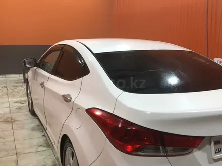 Hyundai Elantra 2012 года за 3 000 000 тг. в Атырау – фото 6