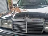 Mercedes-Benz E 220 1993 годаүшін2 000 000 тг. в Алматы – фото 4