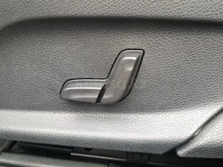 Mercedes-Benz C 180 2015 года за 11 890 000 тг. в Алматы – фото 31