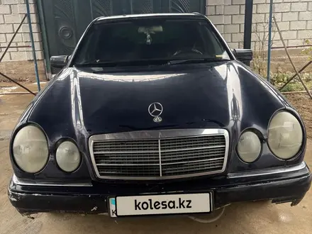 Mercedes-Benz E 230 1995 года за 1 700 000 тг. в Шымкент – фото 2