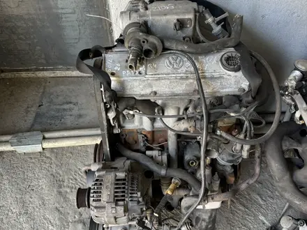 Двигатель на Volkswagen Golf 3 объем 2 л за 2 345 тг. в Алматы