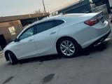 Chevrolet Malibu 2020 года за 8 250 000 тг. в Алматы – фото 5