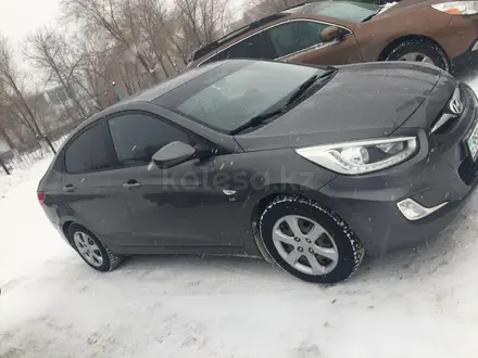 Hyundai Accent 2012 года за 5 000 000 тг. в Актобе – фото 2