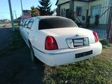 Lincoln Town Car 2001 года за 1 300 000 тг. в Астана – фото 3