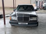 Mercedes-Benz E 230 1992 года за 1 350 000 тг. в Туркестан – фото 3