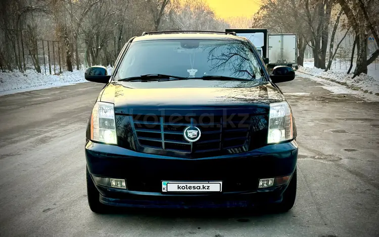 Cadillac Escalade 2007 годаfor10 500 000 тг. в Алматы