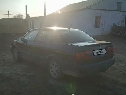 Volkswagen Passat 1994 года за 1 200 000 тг. в Актобе – фото 11