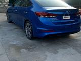 Hyundai Elantra 2017 года за 6 500 000 тг. в Атырау – фото 2