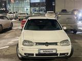 Volkswagen Golf 1998 года за 1 750 000 тг. в Алматы