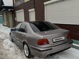 BMW 528 1997 года за 2 100 000 тг. в Тараз – фото 2