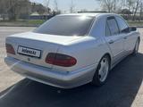 Mercedes-Benz E 230 1996 года за 5 500 000 тг. в Караганда – фото 4