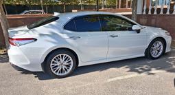 Toyota Camry 2020 года за 14 900 000 тг. в Шымкент – фото 4
