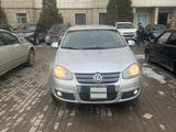 Volkswagen Jetta 2008 года за 4 500 000 тг. в Алматы – фото 2