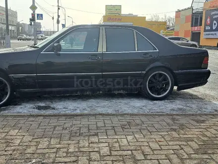 Mercedes-Benz S 300 1992 года за 2 400 000 тг. в Караганда – фото 4