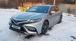 Toyota Camry 2018 года за 12 500 000 тг. в Алматы – фото 2