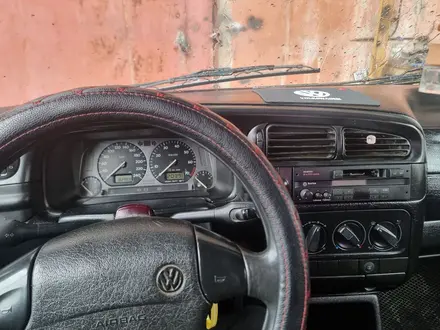 Volkswagen Vento 1993 года за 1 250 000 тг. в Петропавловск – фото 11