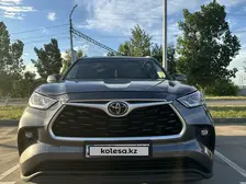 Toyota Highlander, 2023