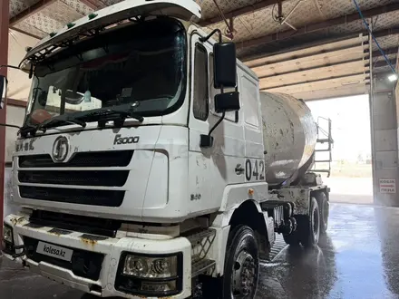 Shacman  12 куб 2013 года за 11 000 000 тг. в Астана