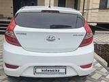 Hyundai Solaris 2012 года за 4 000 000 тг. в Шымкент – фото 3