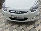 Hyundai Solaris 2012 года за 4 000 000 тг. в Шымкент – фото 4