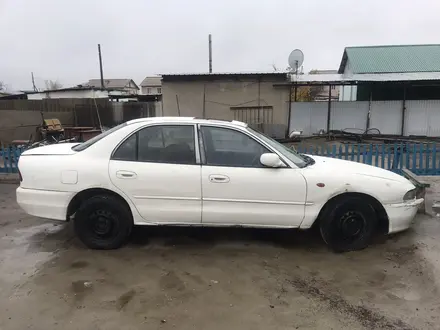 Mitsubishi Galant 1996 года за 600 000 тг. в Алматы – фото 2